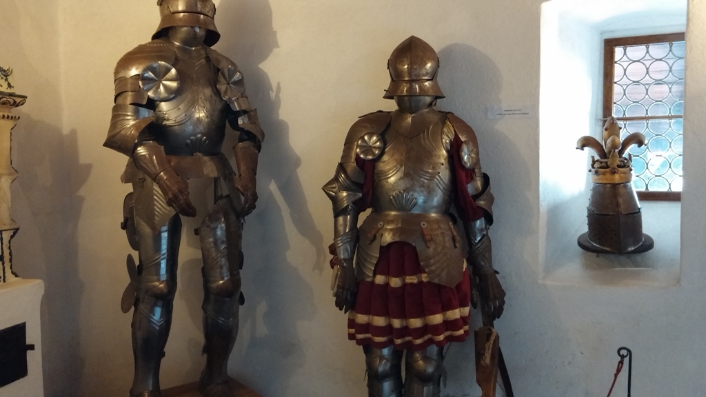 old-armours-bran-castle