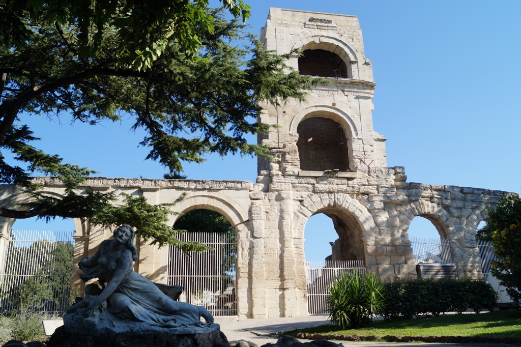 Entrance to Jardin d\'Eté (Summer Garden), Arles
